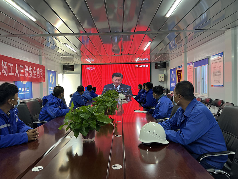 1665907795543108.jpg 4.寧夏建工云筑和院項(xiàng)目組織收看黨的二十大開幕會(huì).jpg